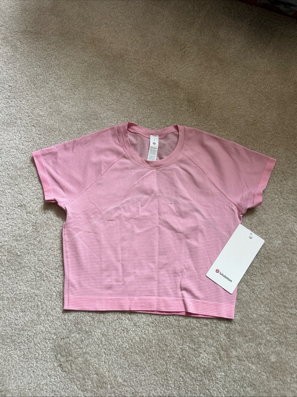 4-12 NWT size 8 Lululemon Swiftly Tech Cropped Short Sleeve 2.0 SXPE/CCLD